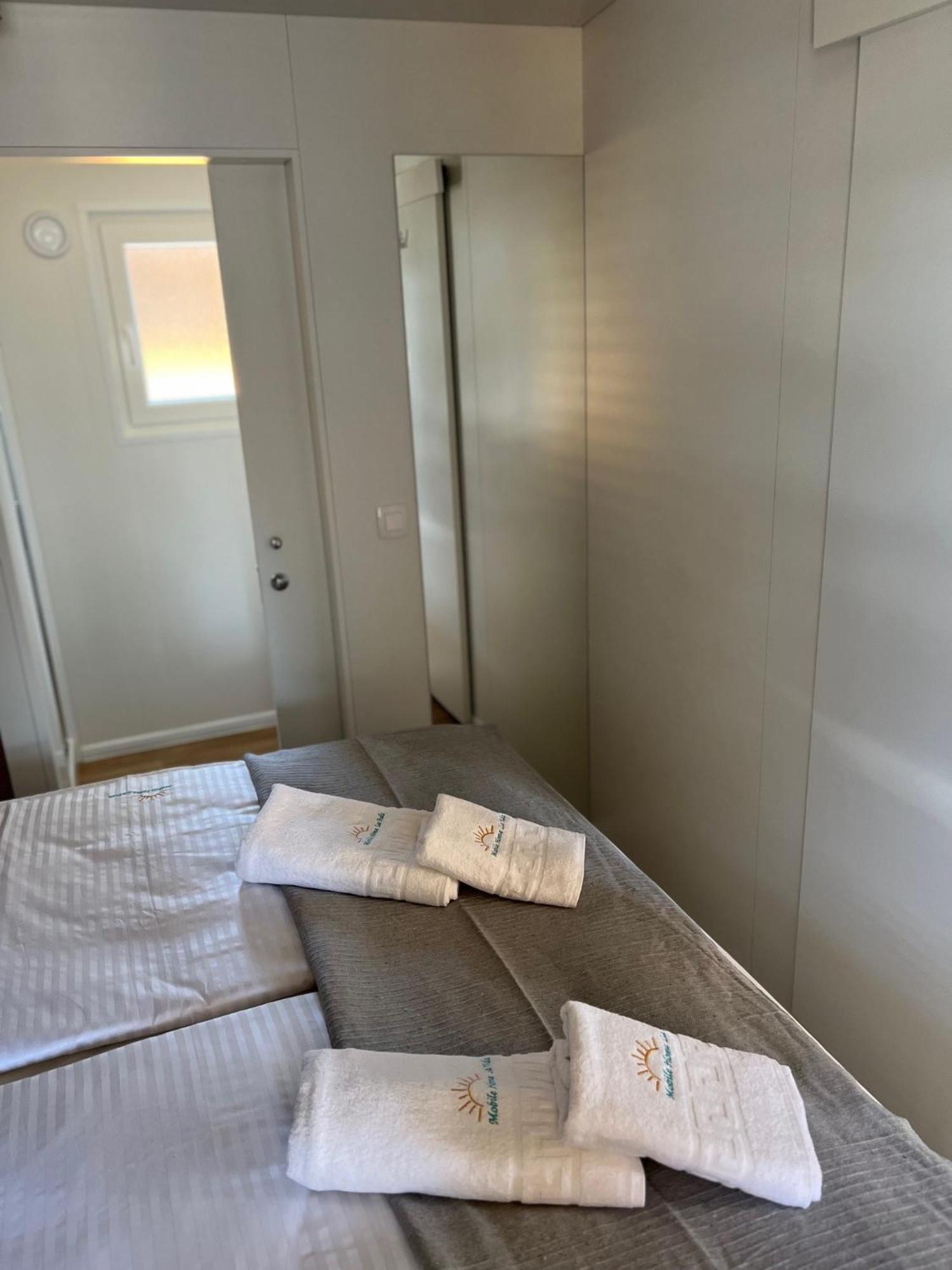 Mobile Home La Vida Biograd Na Moru Exterior photo